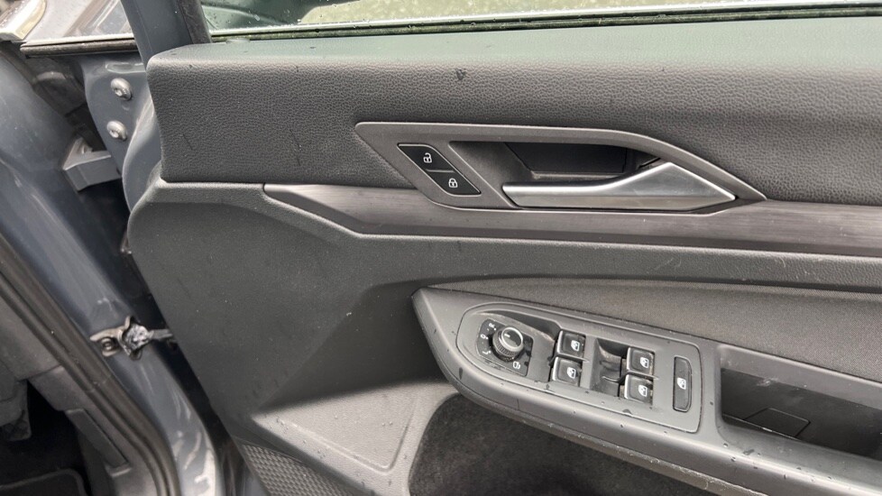 Used Volkswagen Golf 2020 for sale - 76717383: Photo 37