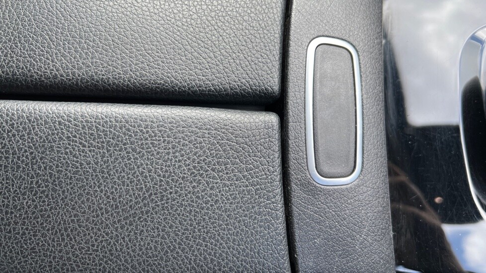 Used Mercedes-Benz A-Class 2020 for sale - 75996857: Photo 56