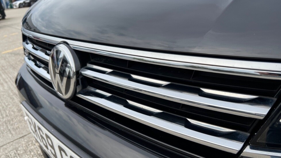 Used Volkswagen Tiguan 2019 for sale - 76124597: Photo 43