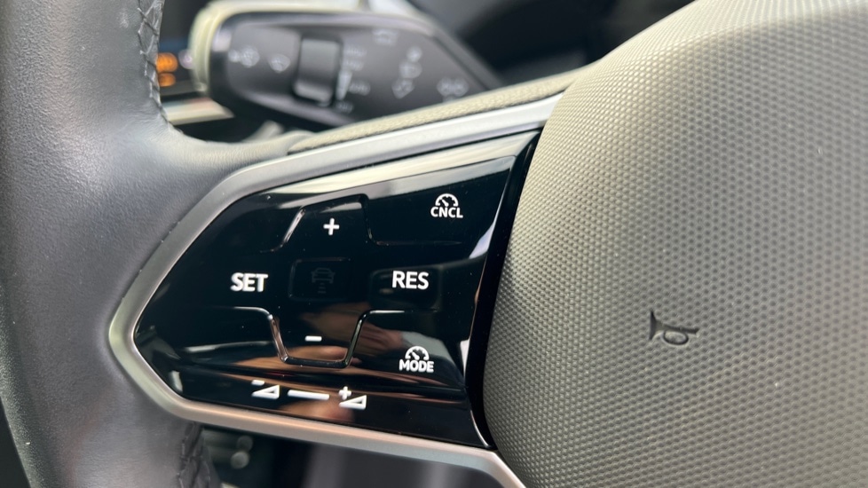 Used Volkswagen ID.4 2024 for sale - 76869474: Photo 31