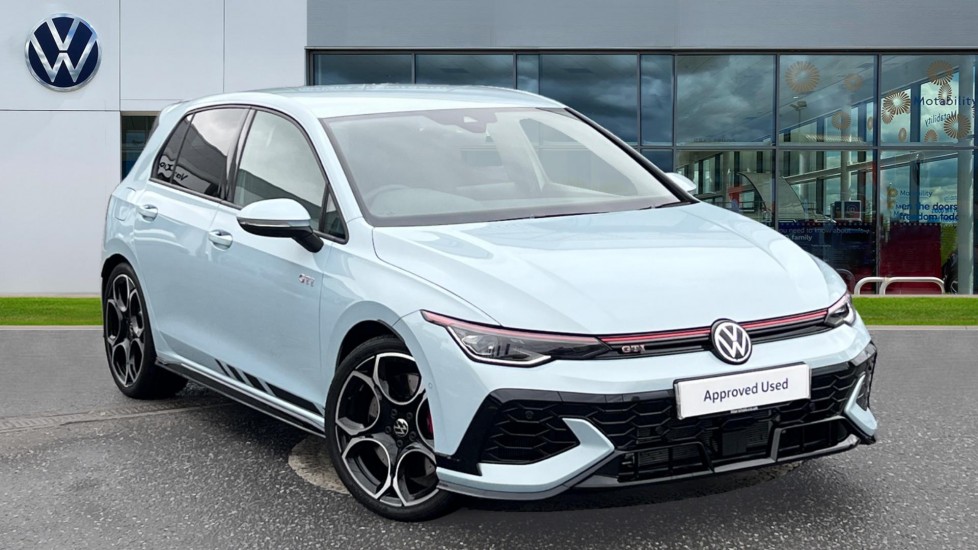 Used Volkswagen Golf 2025 for sale - 76563665: Photo 1