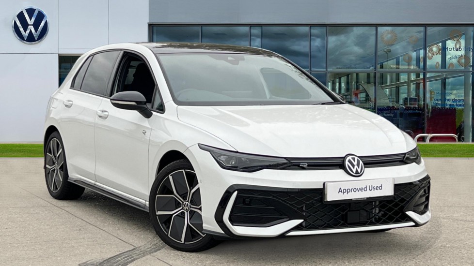 Used Volkswagen Golf 2025 for sale - 76297279: Photo 1