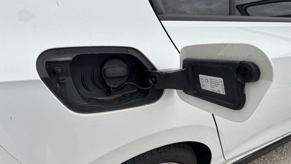 Used Volkswagen Golf 2025 for sale - 76297279: Photo 29