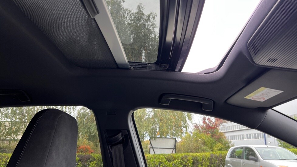 Used Volkswagen Golf 2025 for sale - 76297279: Photo 80