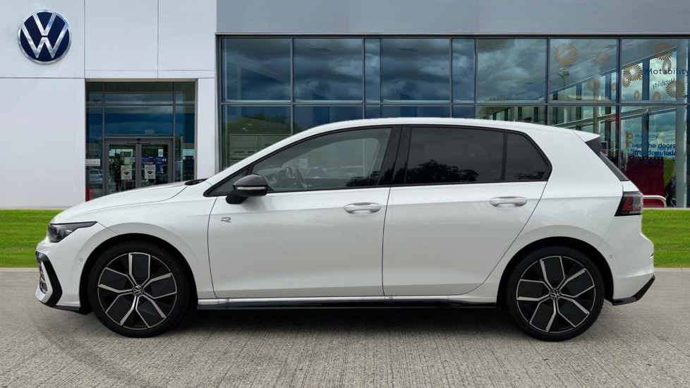 Used Volkswagen Golf 2025 for sale - 76297279: Photo 9