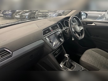 Used Volkswagen Tiguan 2022 for sale - 75618509: Photo