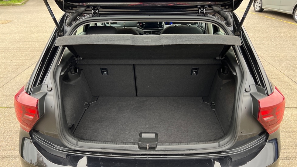 Used Volkswagen Polo 2024 for sale - 76872041: Photo 16