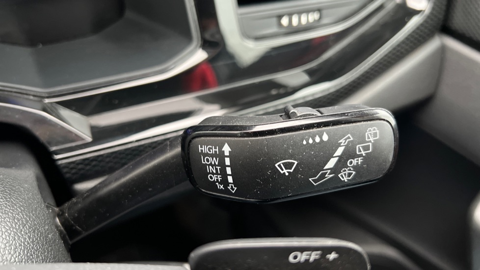 Used Volkswagen Polo 2024 for sale - 76872041: Photo 32