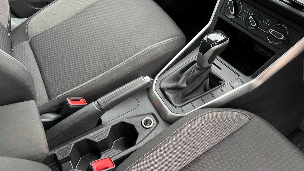 Used Volkswagen Polo 2024 for sale - 76872041: Photo 35