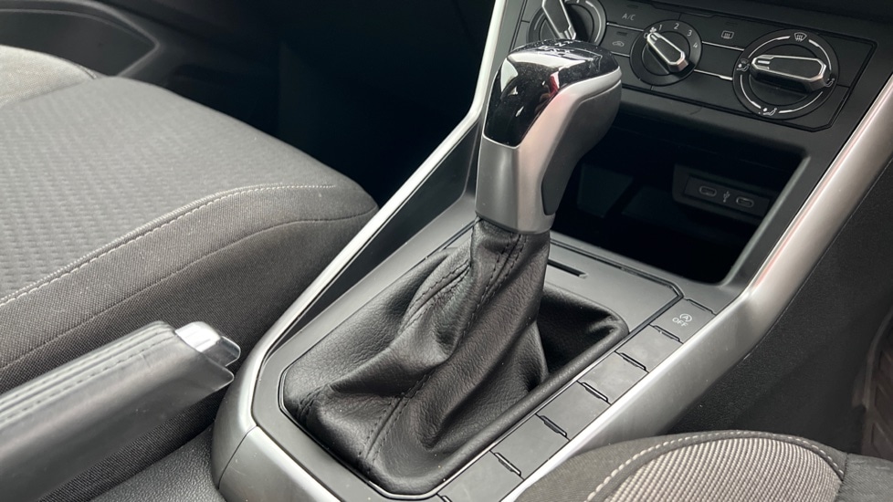 Used Volkswagen Polo 2024 for sale - 76872041: Photo 36