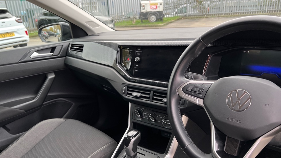 Used Volkswagen Polo 2024 for sale - 76872041: Photo 44