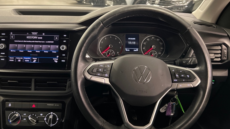Used Volkswagen T-Cross 2022 for sale - 75902305: Photo 23