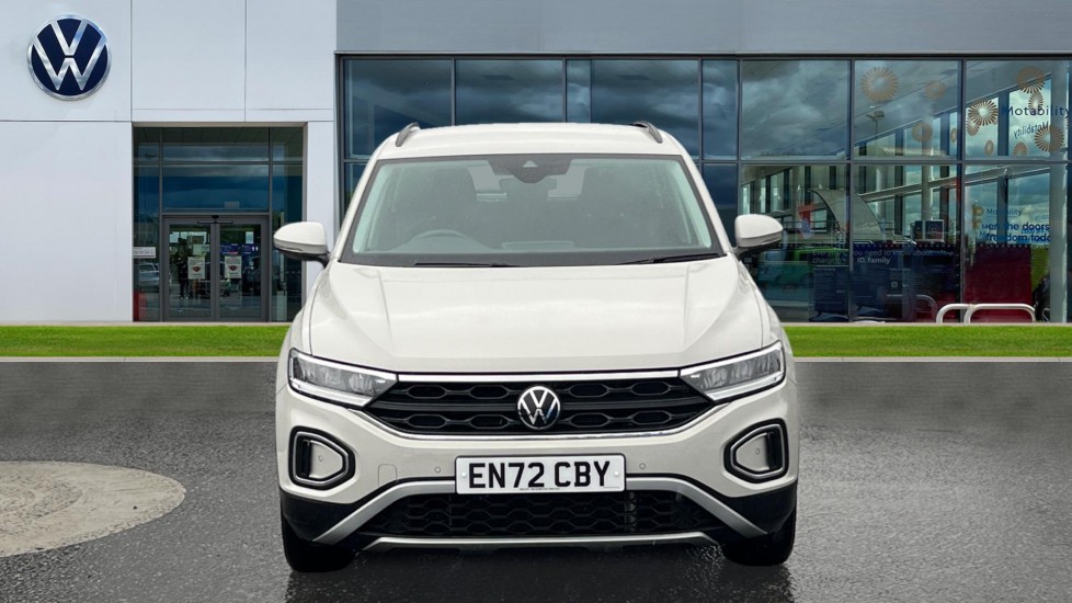 Used Volkswagen T-Roc 2023 for sale - 76872915: Photo 10