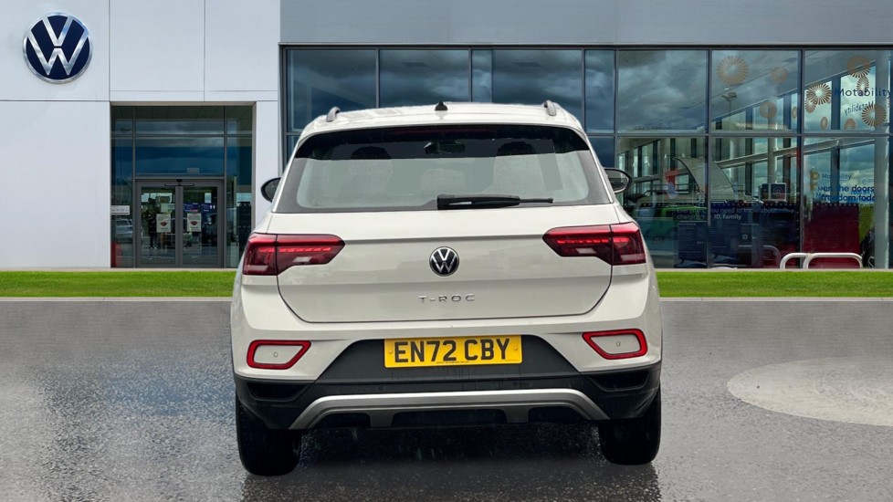 Used Volkswagen T-Roc 2023 for sale - 76872915: Photo 11