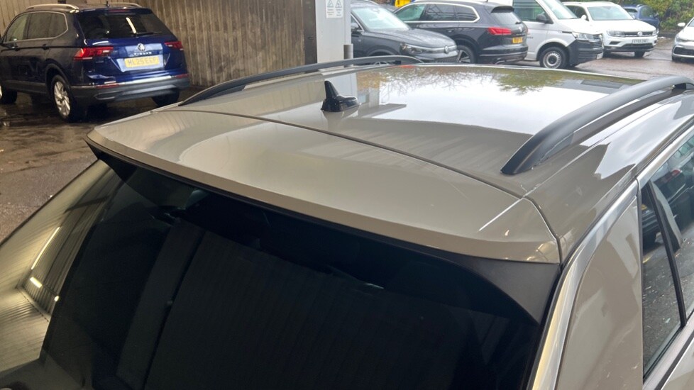 Used Volkswagen T-Roc 2023 for sale - 76872915: Photo 53