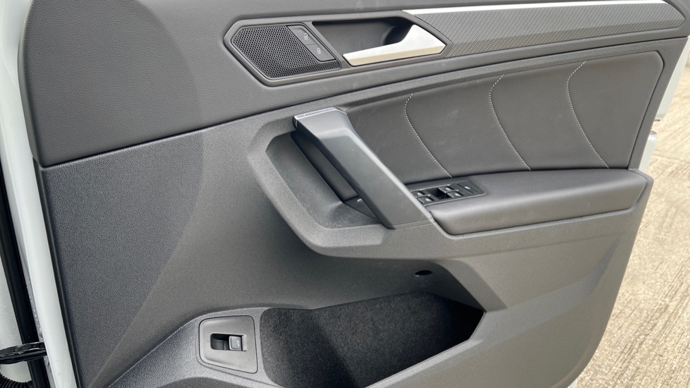 Used Volkswagen Tiguan 2023 for sale - 76869553: Photo 37