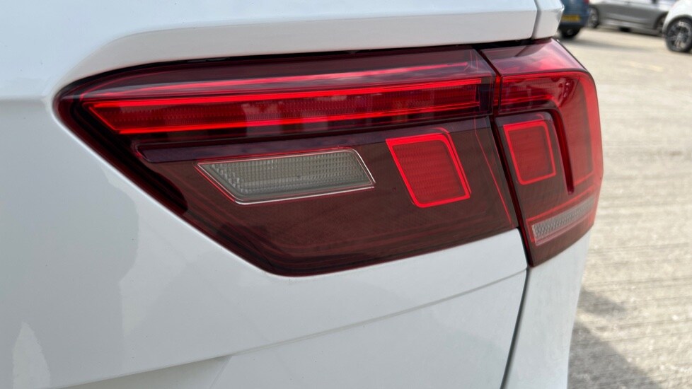 Used Volkswagen Tiguan 2023 for sale - 76869553: Photo 53