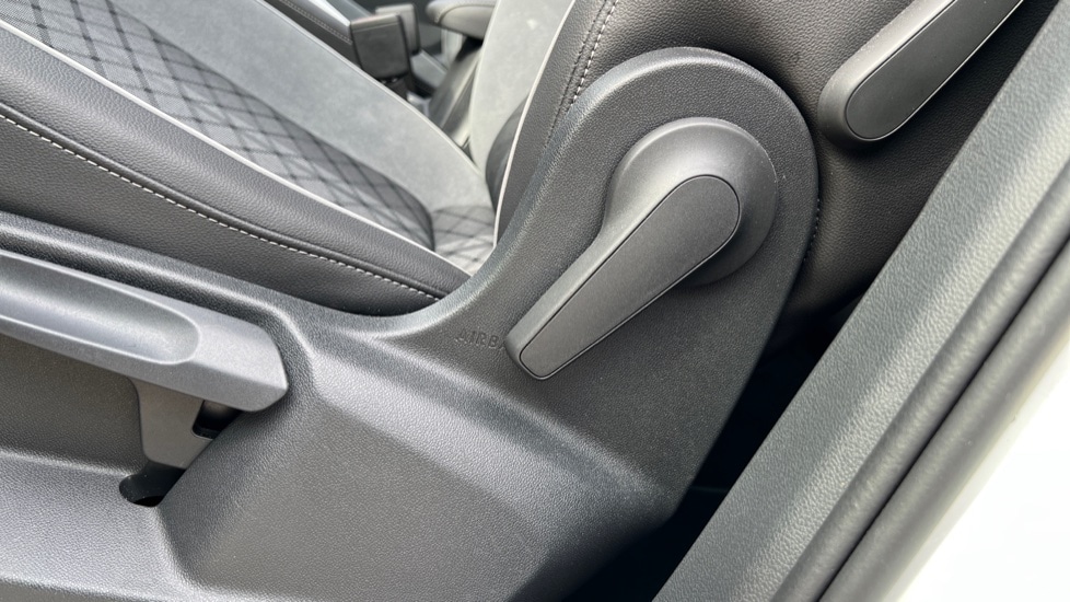 Used Volkswagen Tiguan 2023 for sale - 76869553: Photo 76