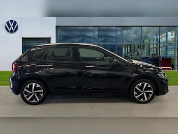 Used Volkswagen Polo 2024 for sale - 75618478: Photo