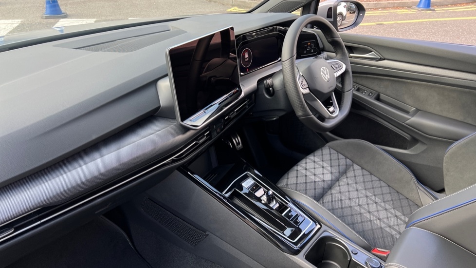 Used Volkswagen Golf 2025 for sale - 76534016: Photo 2