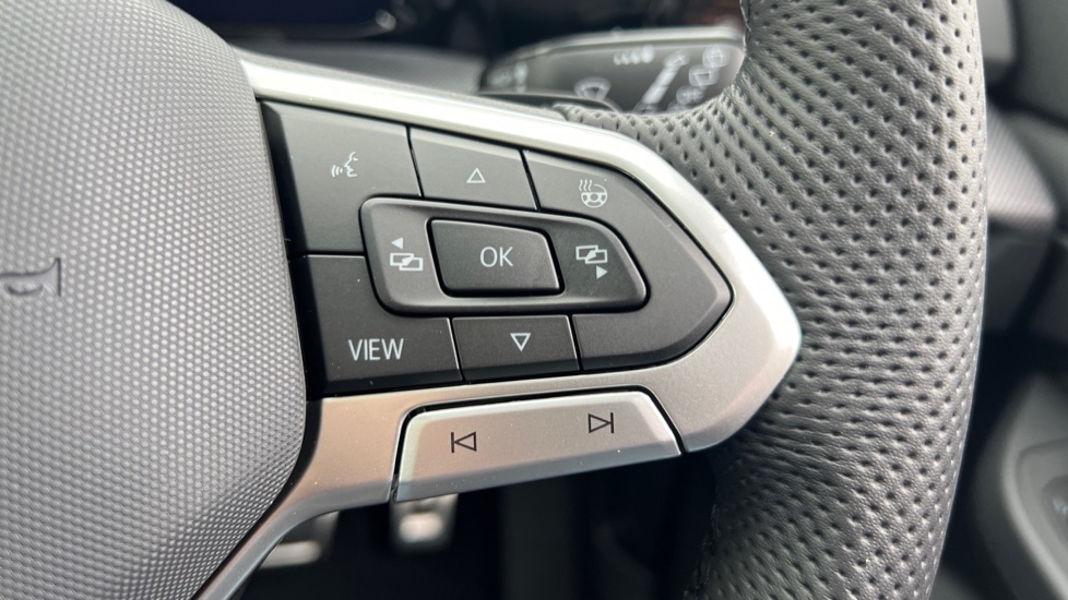 Used Volkswagen Golf 2025 for sale - 76534016: Photo 30