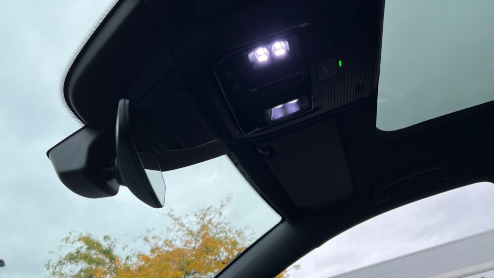 Used Volkswagen Golf 2025 for sale - 76534016: Photo 82