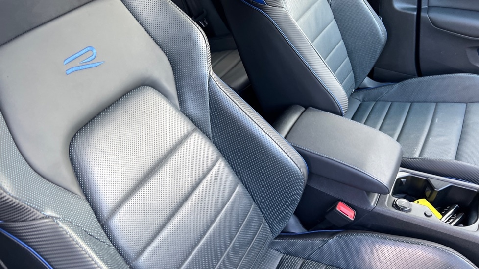 Used Volkswagen Golf 2021 for sale - 77012983: Photo 35