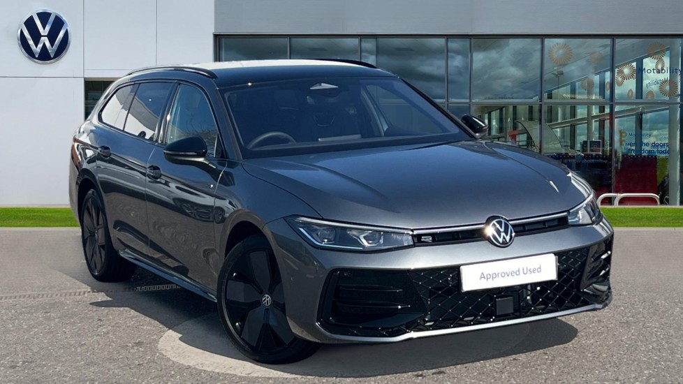 Used Volkswagen Passat 2025 for sale - 76474845: Photo 1