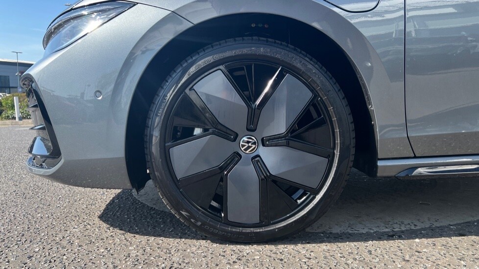 Used Volkswagen Passat 2025 for sale - 76474845: Photo 18