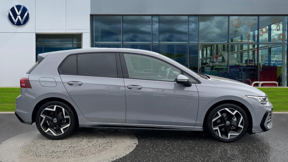 Used Volkswagen Golf 2025 for sale - 76602782: Photo 4