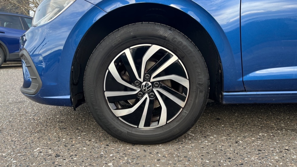 Used Volkswagen Polo 2023 for sale - 76873835: Photo 18