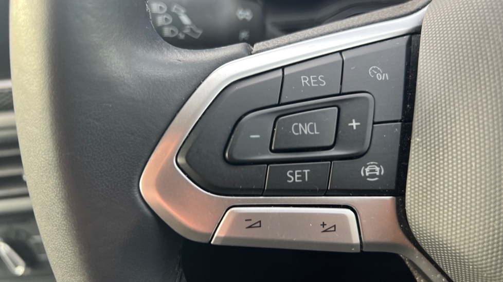 Used Volkswagen Polo 2023 for sale - 76873835: Photo 30