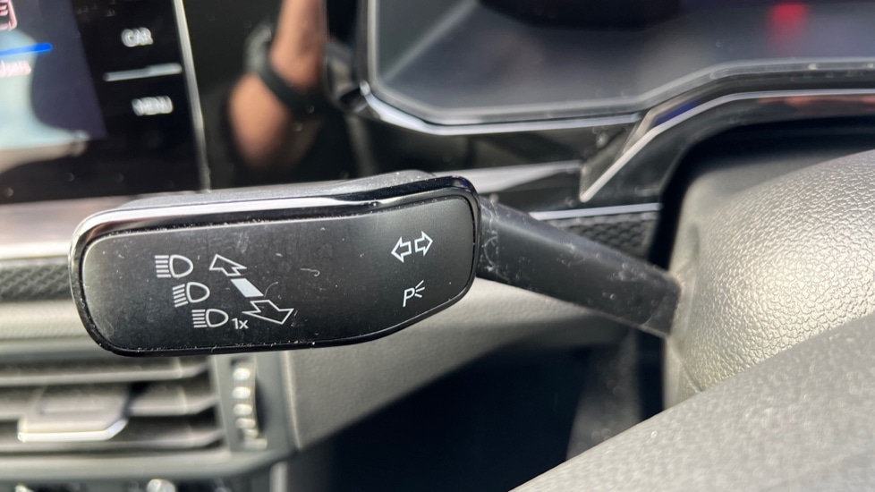 Used Volkswagen Polo 2023 for sale - 76873835: Photo 31