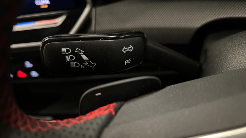 Used Volkswagen Golf 2025 for sale - 76145860: Photo 31