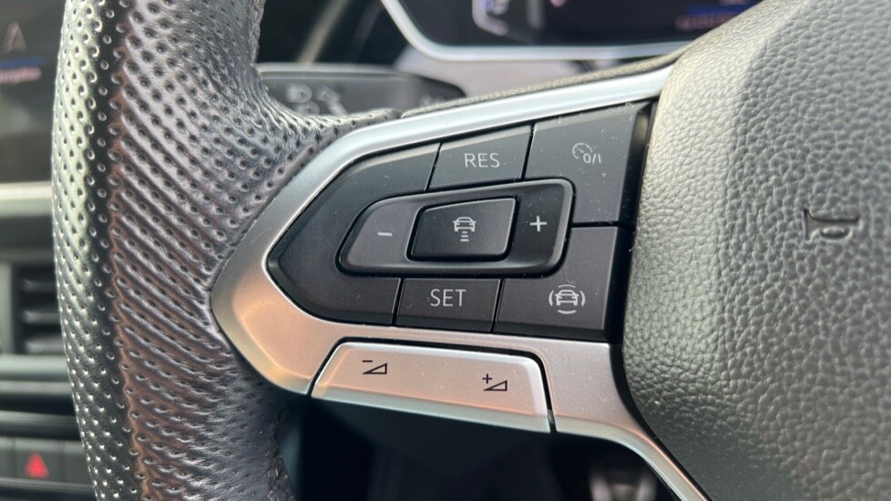Used Volkswagen T-Cross 2019 for sale - 76112030: Photo 31