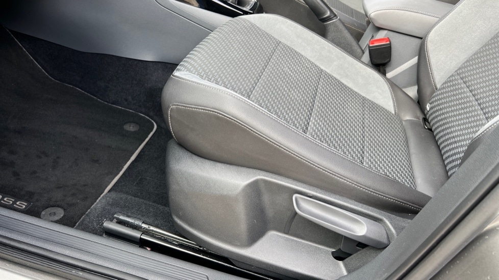 Used Volkswagen T-Cross 2019 for sale - 76112030: Photo 39