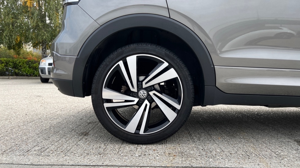 Used Volkswagen T-Cross 2019 for sale - 76112030: Photo 5