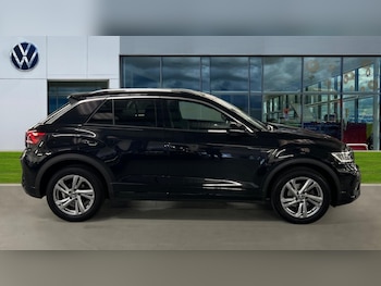 Used Volkswagen T-Roc 2022 for sale - 75675182: Photo