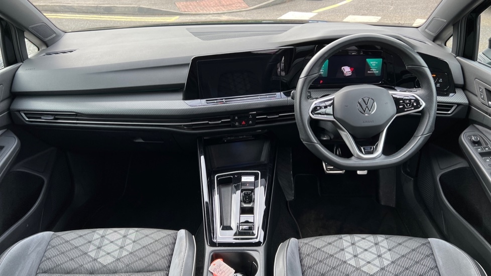 Used Volkswagen Golf 2024 for sale - 76556796: Photo 12