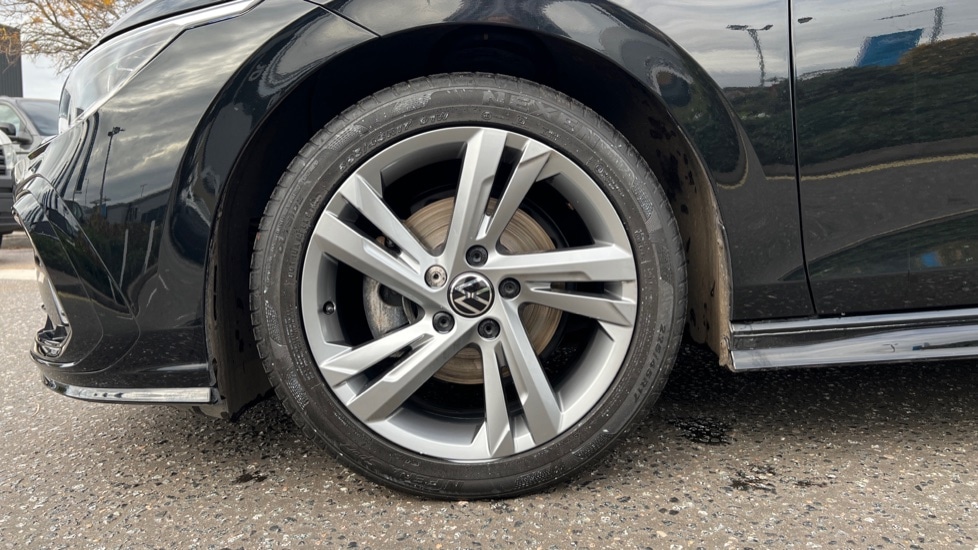 Used Volkswagen Golf 2024 for sale - 76556796: Photo 18