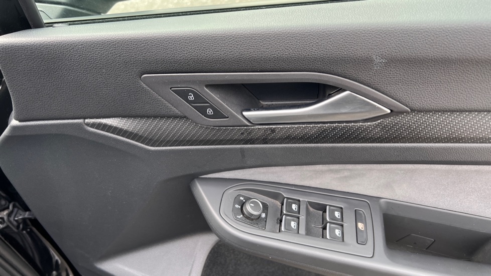 Used Volkswagen Golf 2024 for sale - 76556796: Photo 37