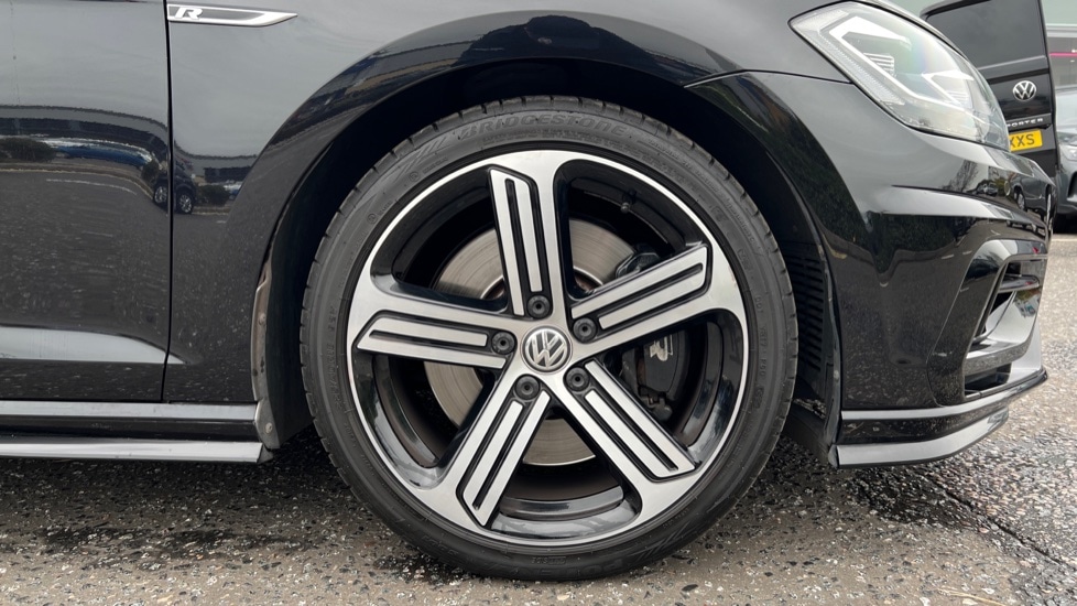 Used Volkswagen Golf 2017 for sale - 76842083: Photo 20