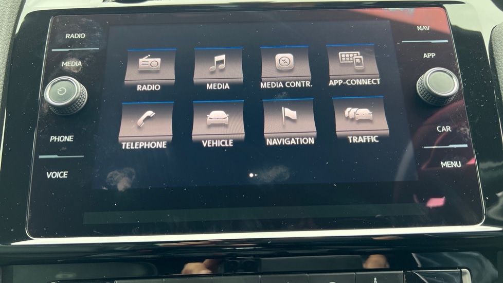 Used Volkswagen Golf 2017 for sale - 76842083: Photo 24