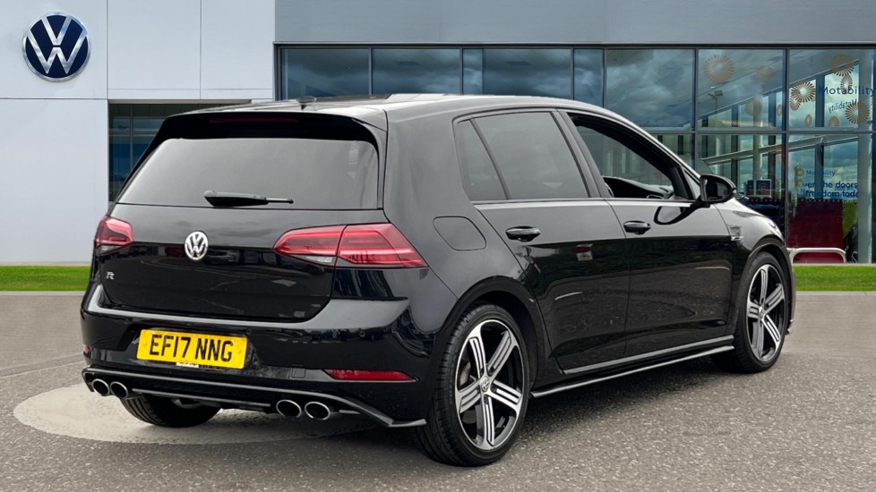 Used Volkswagen Golf 2017 for sale - 76842083: Photo 8