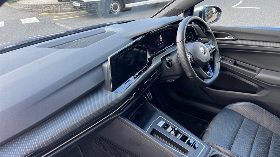 Used Volkswagen Golf 2021 for sale - 76593768: Photo 2