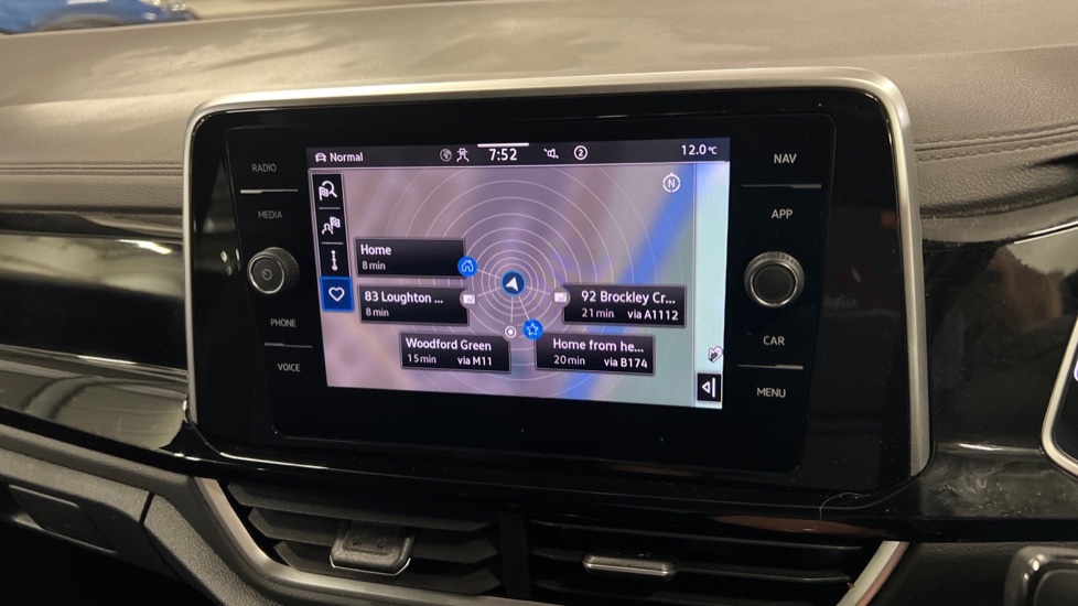 Used Volkswagen T-Roc 2022 for sale - 76438053: Photo 21