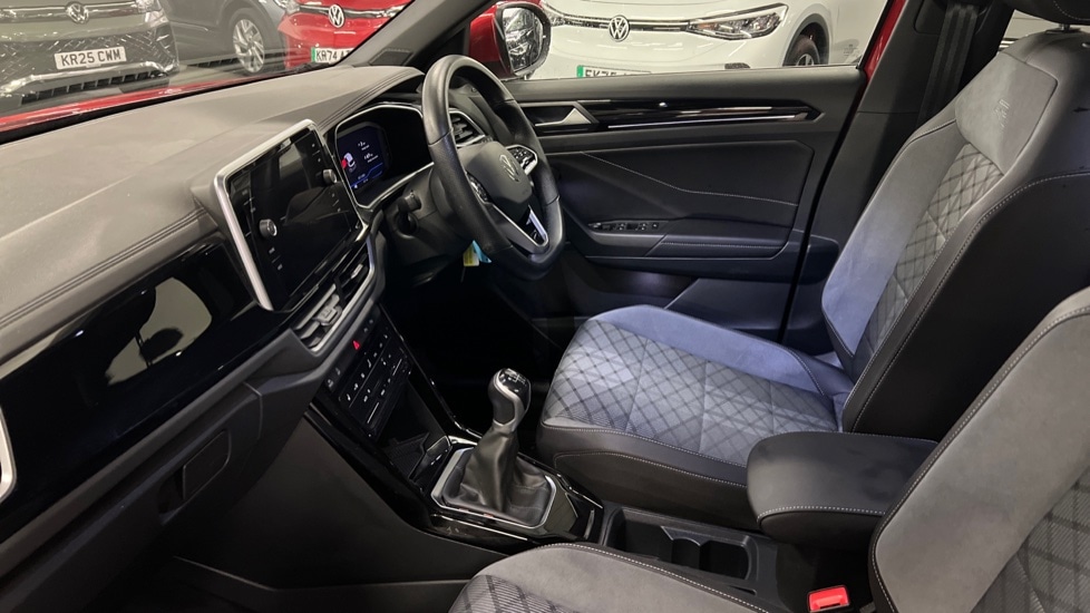 Used Volkswagen T-Roc 2022 for sale - 76438053: Photo 28