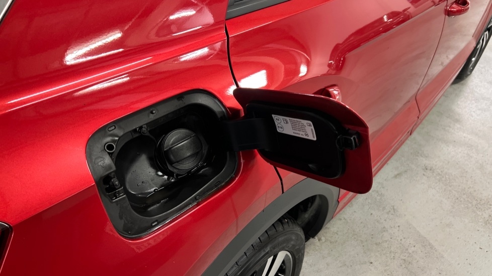 Used Volkswagen T-Roc 2022 for sale - 76438053: Photo 29