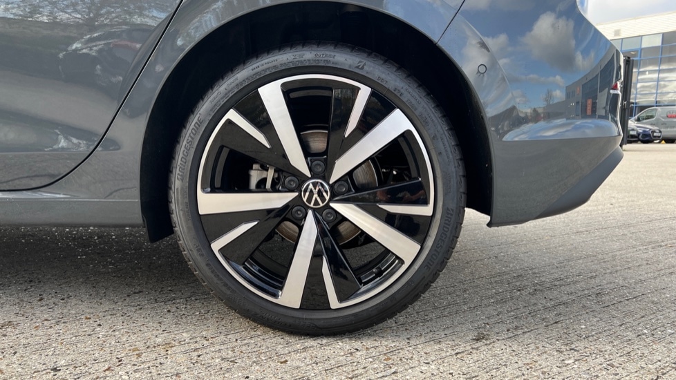 Used Volkswagen Golf 2025 for sale - 76873875: Photo 19