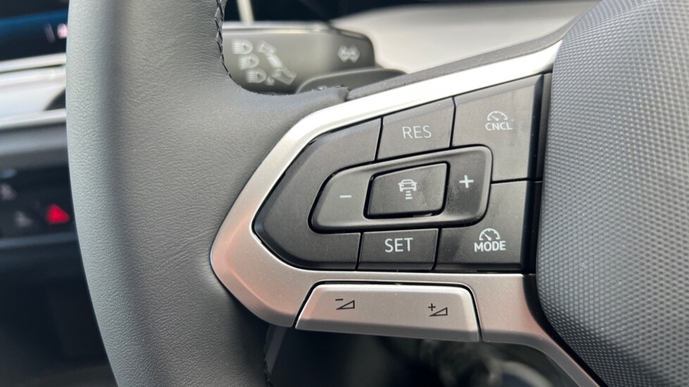 Used Volkswagen Golf 2025 for sale - 76873875: Photo 30